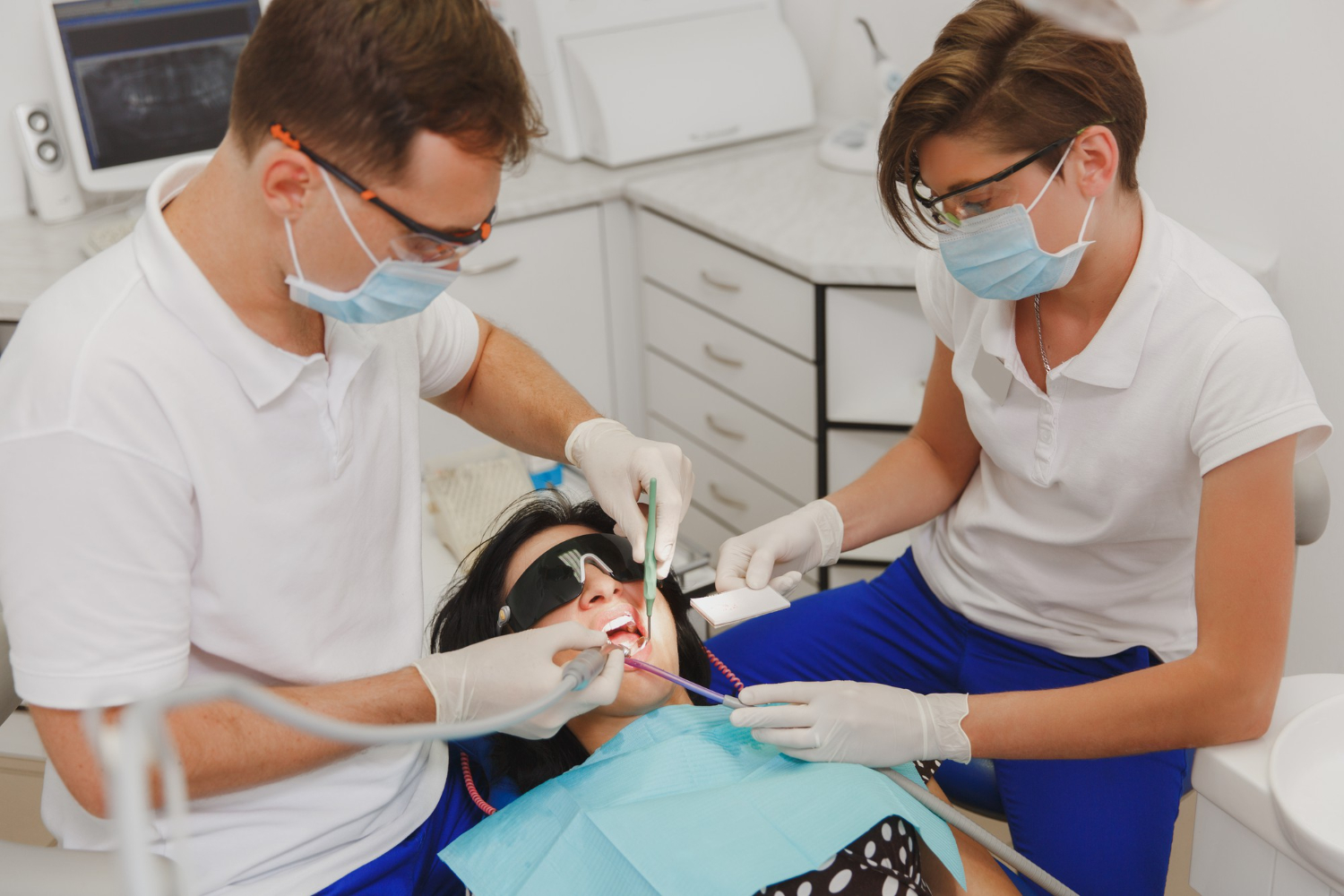 dental clinic near st james